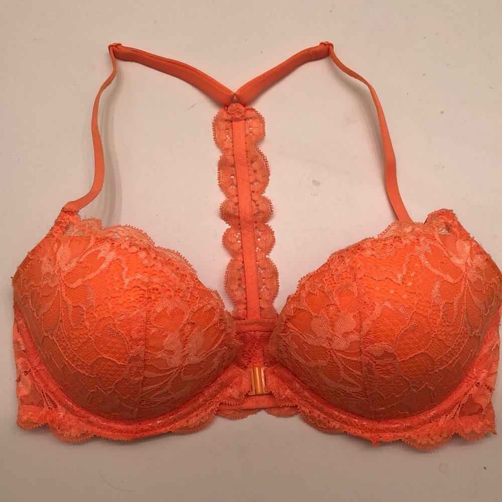 Victoria’s Secret PINK front clasp push-up bra